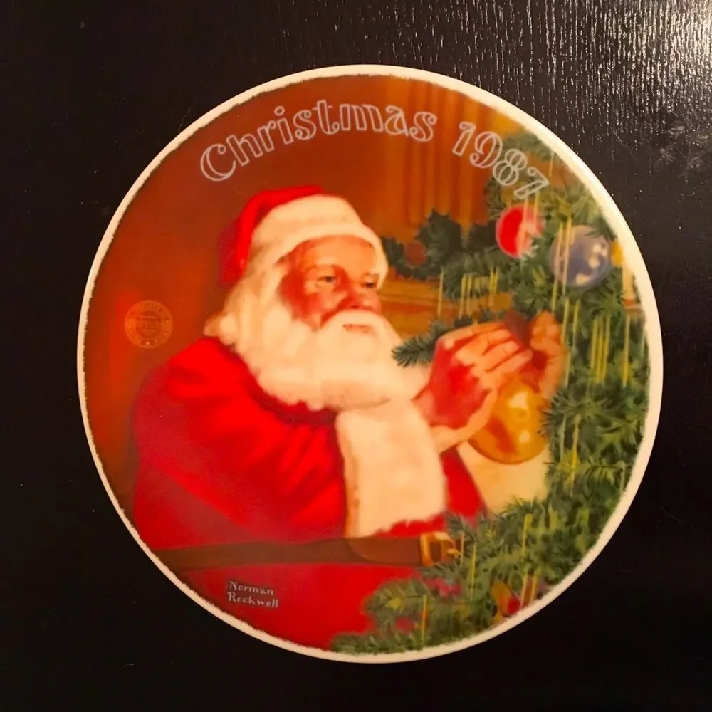 Santa’s Golden Gift Plate by Norman Rockwell 1987